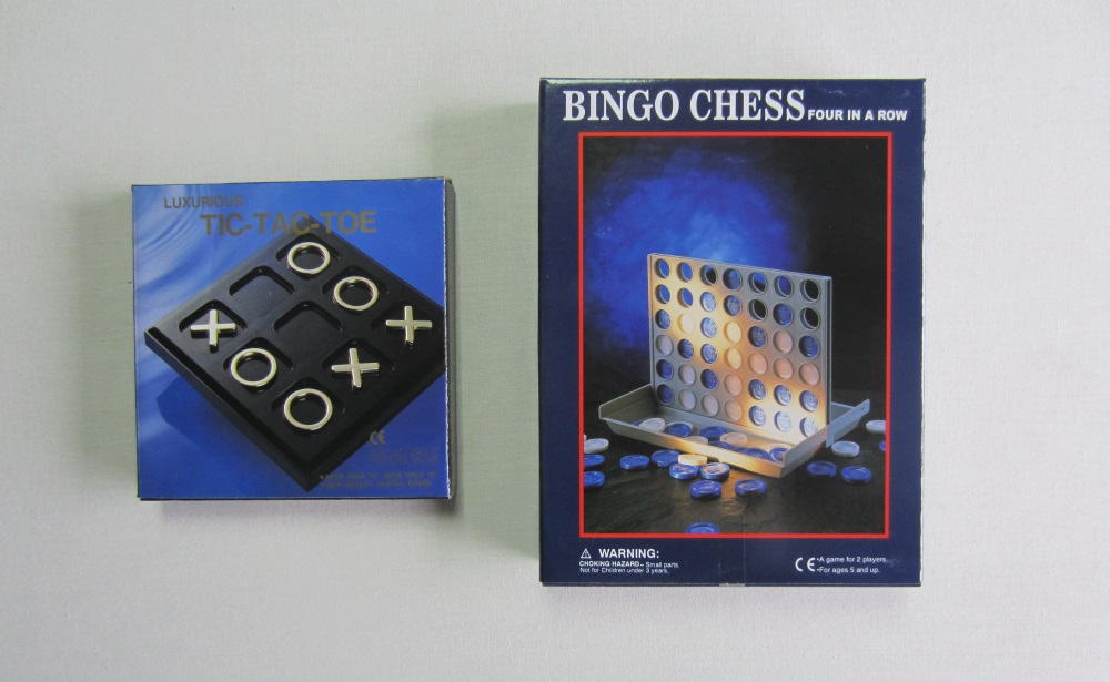 Jogo Quatro em Linha com fichas + Jogo do Galo