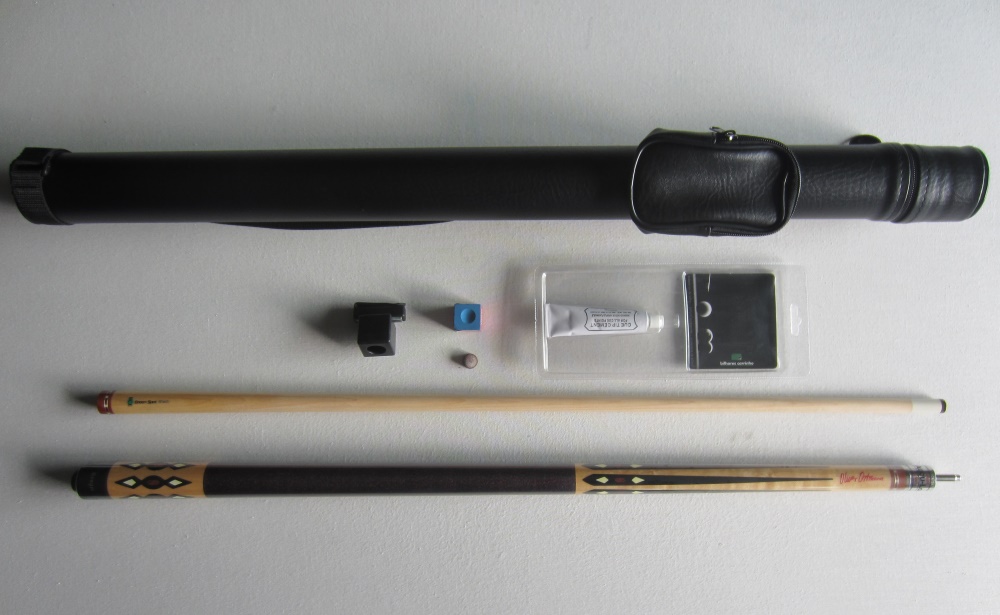 Taco Pool KRUGER  - 13 mm + Estojo WINNER 1P/1V + Cola ponteiras + Porta Giz Magn�tico + Solas + Giz