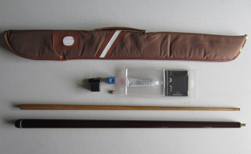 Taco Snooker  WINNER fibra  - 9 mm + Estojo castanho 1P/1V + Cola ponteiras + Porta Giz Magn�tico + Solas + Giz